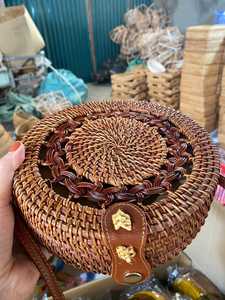 เวียดนามขายส่งที่สวยงามทอมือฟางหวายกระเป๋าสะพายผู้หญิงกระเป๋าสําหรับสาวผู้หญิงด้วยราคาที่สมเหตุสมผล - Product Image 2