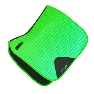 Almohadilla Acolchada Premium para Salto Ecuestre con Ribete de Pedrería y Bordado de Logotipo Personalizado para Exposiciones Ecuestres de Lujo - Product Image 1