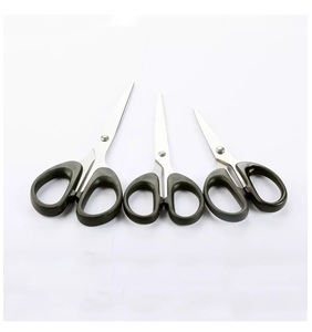 กรรไกรตัดกระดาษด้ามสีดำ - Product Image 2