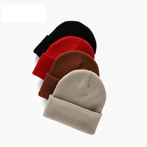 Bonnet en tricot uni tendance, bonnet d'hiver chaud pour le ski, bonnets pour hommes et femmes, multicolores, casquettes douces et élastiques, bonnet jacquard d'hiver - Product Image 1