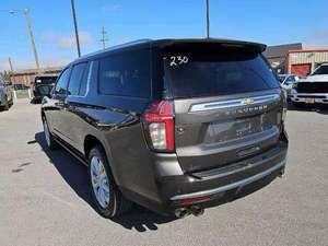 SUV de Lujo Ejecutivo High Country 2023 2024 Usado, 3 Filas de Asientos, Iluminación LED y Excelente Estado, Suministrado desde Japón - Product Image 5