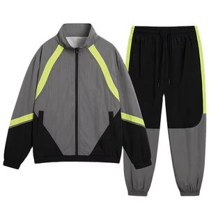 Chaqueta con cremallera a rayas impresa con logotipo personalizado de alta calidad, pantalones para correr con cordón, ropa de calle directa de fábrica para hombres, chándales al por mayor - Product Image 3