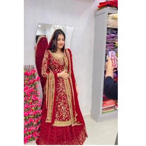 Top et jupe évasée en fausse georgette de créateur avec broderie lourde et sequins Ensemble Lehenga avec Dupatta pour les mariages et les fêtes - Product Image 1