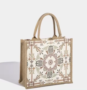 Bolsas de yute ecológicas de lujo de alta calidad, impresión personalizada, reutilizable, logotipo personalizado, boda, Promoción, venta al por mayor del vendedor - Product Image 1