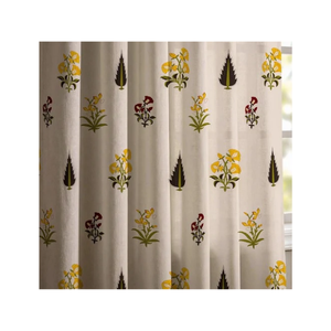 Cortina de algodón beige con certificación OEKO-TEX de 300 hilos, con estampado floral en bloques amarillo, verde y rojo, 140x240 cm, 200 GSM, para hotel. - Product Image 1