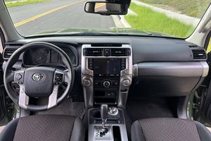 USADO LHD/RHD 2021 T O Y O T A 4RUNNER TRAIL EDITION 4X4 - Product Image 4