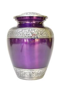 Vase funéraire symbolique du fournisseur indien d'urne en métal d'ailes d'ange faites à la main pour le confort spirituel et le souvenir - Product Image 2