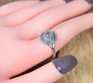Anillo de diseño de girasol de Plata de Ley 925 sólida con piedras preciosas de cuarzo rosa suave Ajuste de bisel de 7mm Ropa DE BODA hecha a mano - Product Image 4