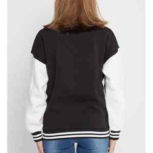 Veste de survêtement chaude pour femmes conçue avec des manches durables, un corps confortable et un look athlétique élégant - Product Image 6