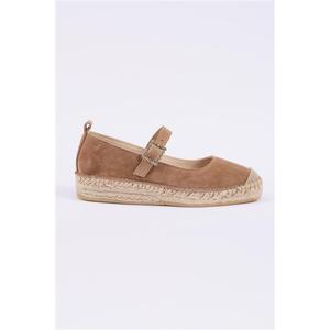 Alpargata cerrada con cuña baja - Product Image 1