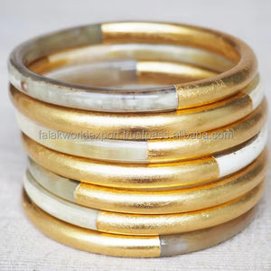 Bracelets de mode modernes de luxe pour femmes Bracelets en corne de boeuf de Falak World Export Bijoux élégants pour dames par FWE - Product Image 3