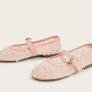 Chaussures plates en toile brodées de fleurs, mocassins décontractés respirants en lin pour femmes, chaussures traditionnelles d'été - Product Image 1