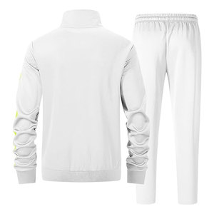 Survêtements de sport respirants et confortables, conçus pour un confort et une flexibilité maximum pendant l'exercice - Product Image 3