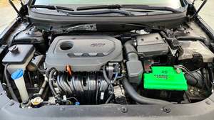 Usado 2019 Hy-u-n-dai So-n-a-ta SE FWD - Product Image 5