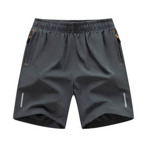 Short en satin tendance de haute qualité pour hommes Pantalon de sport décontracté en soie glacée à séchage rapide avec fermeture à cordon de serrage - Product Image 5