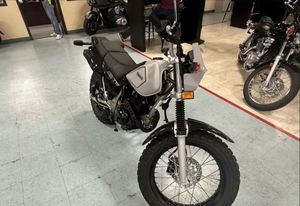 Motocicleta Y-a-m-a-h-a TW200 en Venta, Motocicletas Todoterreno - Product Image 5