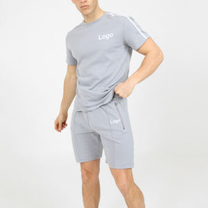 Logotipo personalizado 2025 Joggers para hombre Conjunto de verano de dos piezas de peso pesado Premium 100% algodón Camiseta de gran tamaño Pantalones cortos Tops activos - Product Image 1