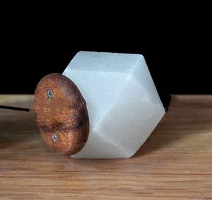 Mini lampes USB en forme de diamant de sel blanc de l'Himalaya, Mini lampe USB en forme de diamant de sel de l'Himalaya, Lampes à sel USB de l'Himalaya blanc - Product Image 3