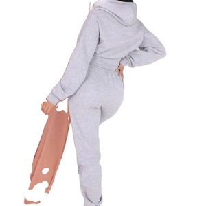 Nueva Llegada: Conjuntos Deportivos para Mujer, Ropa Deportiva de Invierno en Diferentes Colores, Conjuntos Deportivos Femeninos al Mejor Precio - Product Image 3