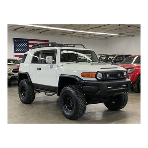 Assez utilisé 2021 pour FJ Cruiser SUV AWD Turbo Diesel sièges en cuir R16 intérieur foncé direction gauche - Product Image 3