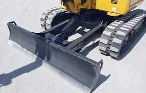 Nouvelles/occasionnes Excavatrices Caterpillar 303CR 2024 d'usine, vente en gros, mini-excavatrice 3 tonnes avec accessoires tarière et brise-roche, livraison rapide - Product Image 6