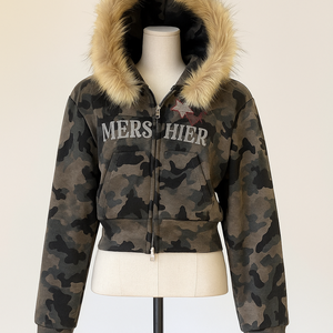 Sudadera con Capucha de Diseño para Mujer, de Poliéster/Algodón, Felpa, Corta, para Invierno, 400gsm/360/320, con Insignia, Ropa Moderna - Product Image 4