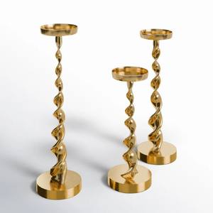 Portavelas de aluminio plateado moderno DecMode, candelabro decorativo de mesa para mesa de comedor para decoración del hogar - Product Image 3