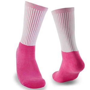 Chaussettes pour hommes personnalisées en gros - Écologiques, séchage rapide, respirantes, en élasthanne/nylon/coton, motif uni, couleur unie, marque personnalisée - Product Image 3