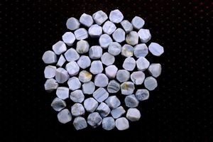 25pcs 10-12MM Pendentif Opale Bleue Naturelle Cristal de Guérison de la Meilleure Qualité Belle Création de Gemme Pierre Brute Lâche - Product Image 2