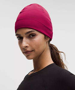 Gorro de Forro Polar de Doble Capa con Diseño Moderno y Logotipo Personalizado Berry Rumble, Rápido y Gratuito, Tejido Suave y Cálido con Detalles Reflectantes - Product Image 4