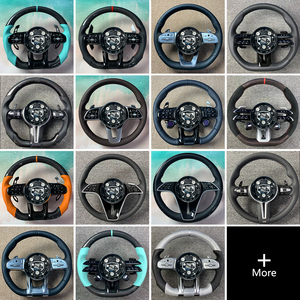 Volante in Fibra di Carbonio Perforata e Alcantara Personalizzato, Vendita Diretta dalla Fabbrica, Compatibile con <span class=keywords><strong>Volkswagen</strong></span> VW <span class=keywords><strong>Golf</strong></span> MK7 Mark 7 R TDI <span class=keywords><strong>TSI</strong></span> - Product Image 6