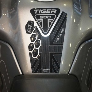 Adesivo Protettivo 3D Personalizzato per Serbatoio Moto Triumph Tiger 900 GT PRO - Decorazione ad Alta Definizione - Product Image 1