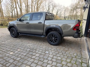Nuovissima Toyota Hilux 2026 2.8 D-4D 4WD V48 Invincible Diesel 5 Posti 4 Cilindri Trasmissione Automatica Guida a Sinistra - Product Image 6