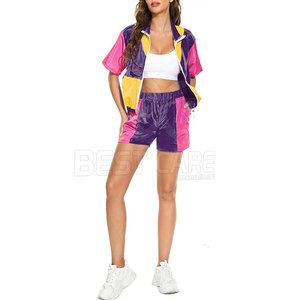 Conjunto corto cortavientos para mujer con pantalones cortos con cordón y chaqueta con cremallera para venta en línea - Product Image 4