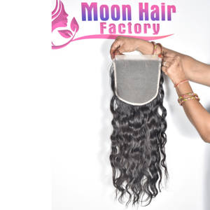 Fermeture humaine de qualité supérieure ondulée couleur naturelle noir doux tissage de cheveux indiens pour les femmes parfait pour la fête de salon et un usage quotidien - Product Image 2