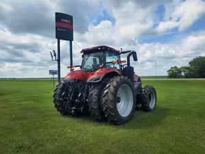 2024 para Case IH Magnum 400 AFS CONNECT Tractor con componentes esenciales Bomba Motor Caja de cambios para un rendimiento óptimo - Product Image 6