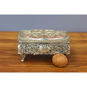 Caja de joyería real de diseñador antiguo de lujo, organizador de Metal con acabado plateado para almacenamiento de joyas, tocador, exhibición hecha en la India - Product Image 2