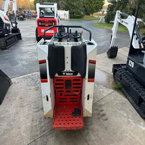 El mejor precio para la MINICARGADORA Bobcat MT100 bastante usada en stock lista para enviar a todo el mundo - Product Image 6