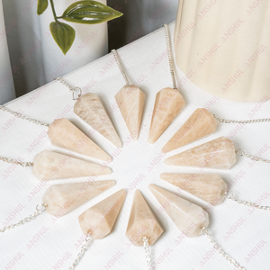 Pendules en Pierre de Lune Taillée Facettée de Qualité Supérieure, Écologiques, Personnalisables en Gros pour le Feng Shui, la Guérison Énergétique et la Méditation (Multiples) - Product Image 4
