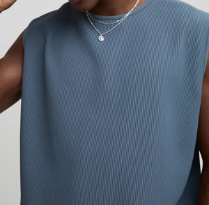 Camiseta sin mangas oversize unisex de streetwear para gimnasio, personalizada, con estampado gráfico, efecto acid wash, para hombre - Product Image 4