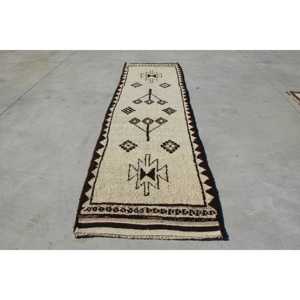 พรมตุรกีวินเทจ, พรมปูพื้นขนาด 3.2x11.7 ฟุต, พรมขนสัตว์โมร็อกโกสีน้ำตาลขาว - Product Image 1