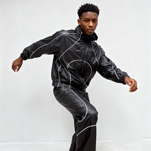 Ensembles de survêtements coupe-vent personnalisés en nylon froissé léger, thermochromatiques réactifs, avec bordure réfléchissante et thermocollée - Product Image 2