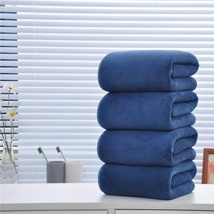Vente chaude 100% coton adulte ménage serviettes de bain divers motifs de couleur unie-carré solide rouleau moins personnalisé en gros - Product Image 1
