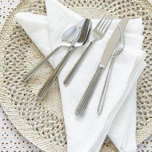 Ensemble de couverts portugais à poignée décorative faite à la main couverts en acier inoxydable aspect royal conception personnalisée pour les fêtes - Product Image 6