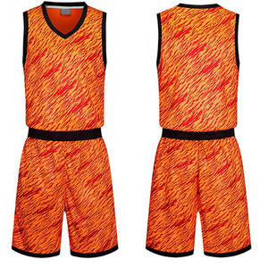 Maillots et shorts de basket-ball unisexes personnalisables à sublimation, best-sellers, ensembles uniformes, 100% polyester, séchage rapide, évacuation de l'humidité - Product Image 4