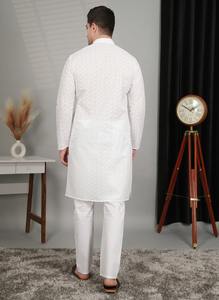 Conjunto de Kurta Pajama Blanco para Hombre de la Mejor Calidad con Pijama de Algodón Cómodo para Bodas y Festivales Disponible al Mejor Precio - Product Image 4