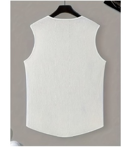 Camisetas Deportivas Funcionales para Hombre, Estilo Cuello en V, Blancas, Transpirables, para Entrenamiento y Ejercicio - Product Image 3