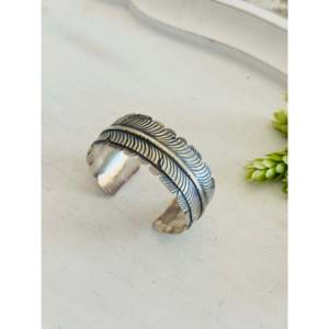Kobe Martinez Sterling Silver <b>Feather</b> <b>Cuff</b> Bracelet Fashionable Bracelet with Unique <b>Feathers</b> Design - Product Image 3