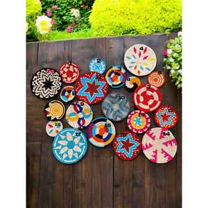 Juego de 20 Cestas de Pared de Bambú Bohemio Multicolor Sabai, Decoración de Pared de Ratán Tejido a Mano - Product Image 3