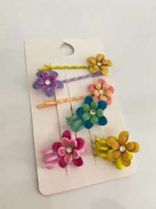 Pinces à Cheveux Mignonnes en Forme de Fleur En Promotion Barrettes Sans Pli Accessoires de Coiffure Colorés et Magnifiques pour Enfant et Fille - Product Image 4